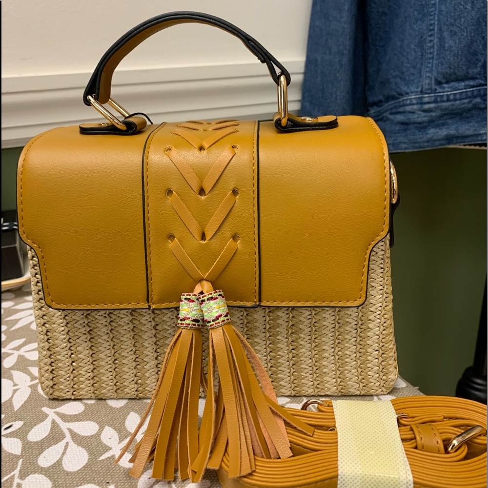 Chic Satchel/Crossbody by Bagamour